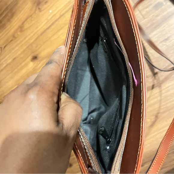 Vera Pelle Brown Leather Crossbody Bag - Picture 5 of 6